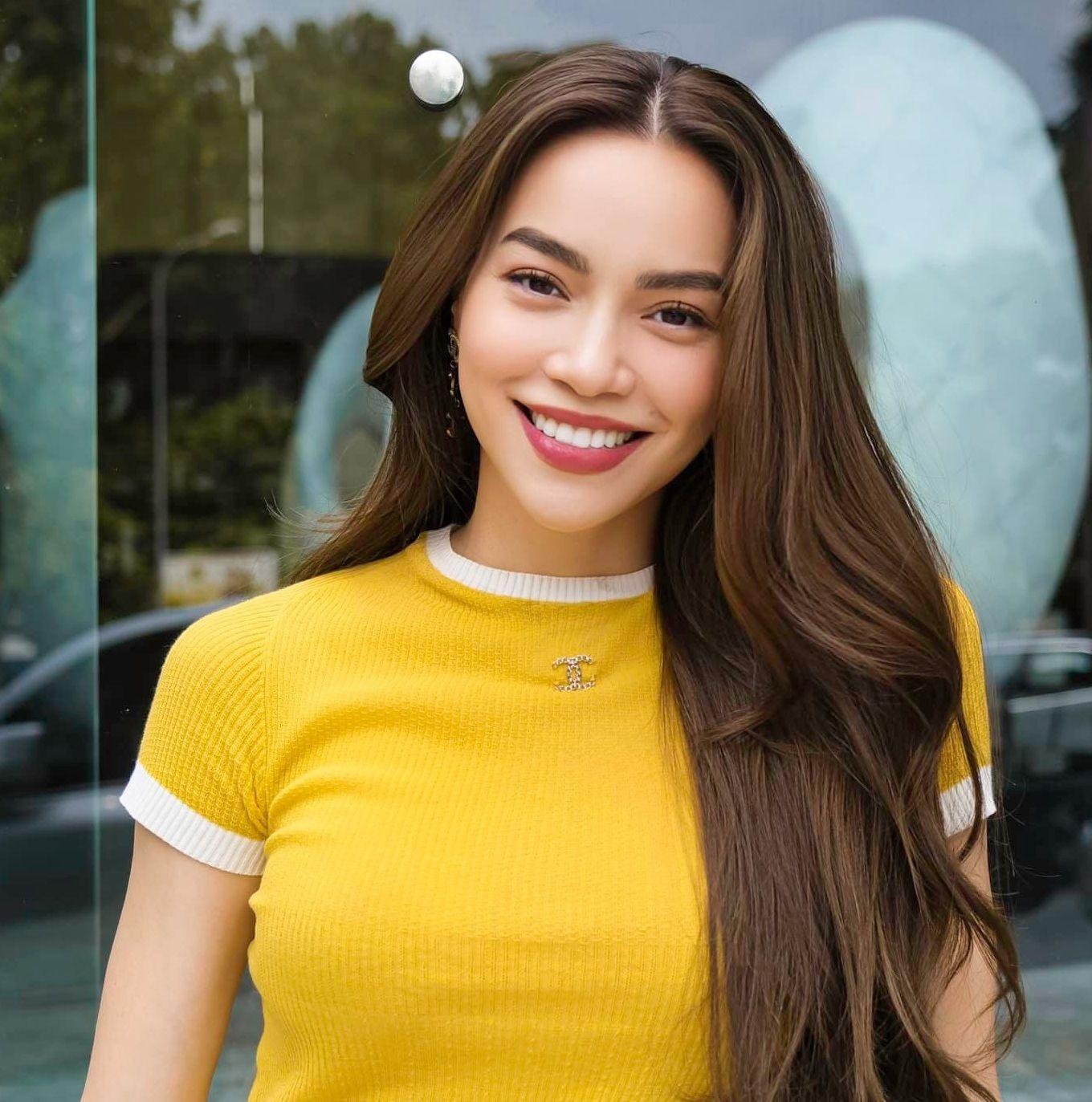 Hồ Ngọc Hà: Luôn Tiến Về Phía Trước Để Sống Một Cuộc Đời Trọn Vẹn