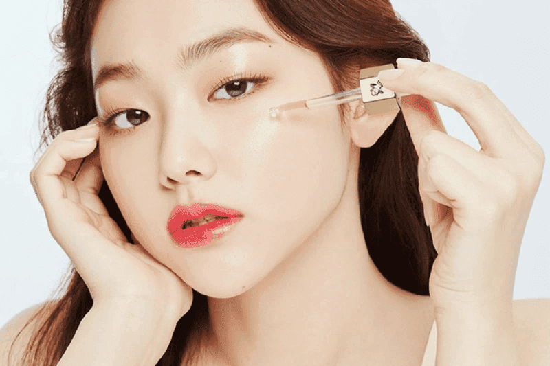 Những serum dưỡng trắng da được săn lùng nhất hiện không thể bỏ qua