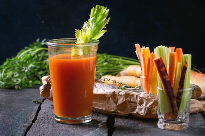 Nước ép cà rốt, cần tây và dưa lưới