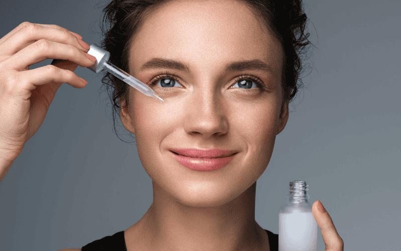Thành phần chính có trong serum dưỡng da vùng mắt