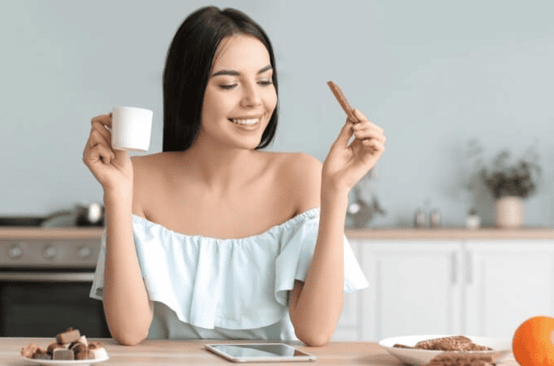 Dù collagen bản chất không gây béo, nhiều người vẫn có cảm giác cơ thể "nặng nề" hơn sau một thời gian sử dụng