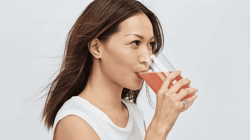Việc uống collagen đúng cách có thể mang lại nhiều lợi ích cho làn da và sức khỏe tổng thể