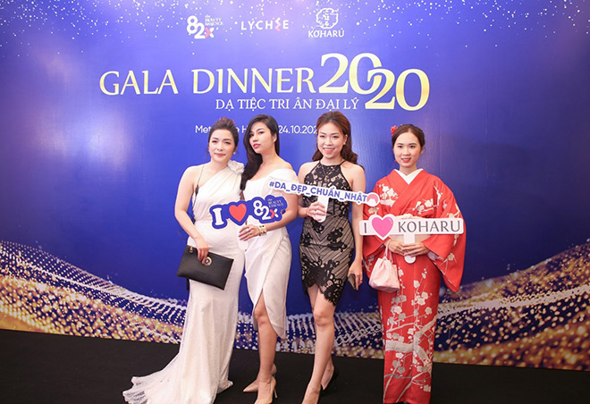 gala dinner 82x