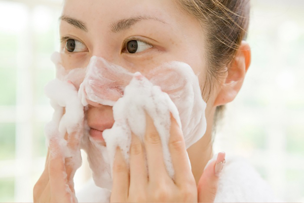 các bước skincare ban ngày