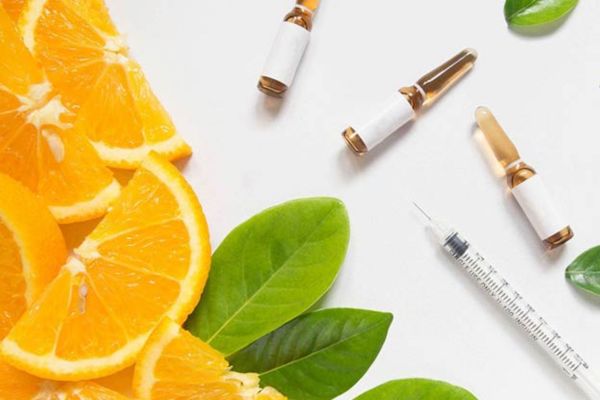 Vitamin C có tác dụng gì với da mặt?